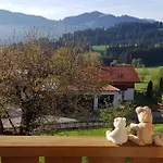 Gaestehaus Eckstein بيت ضيافة اوي ميتبرغ